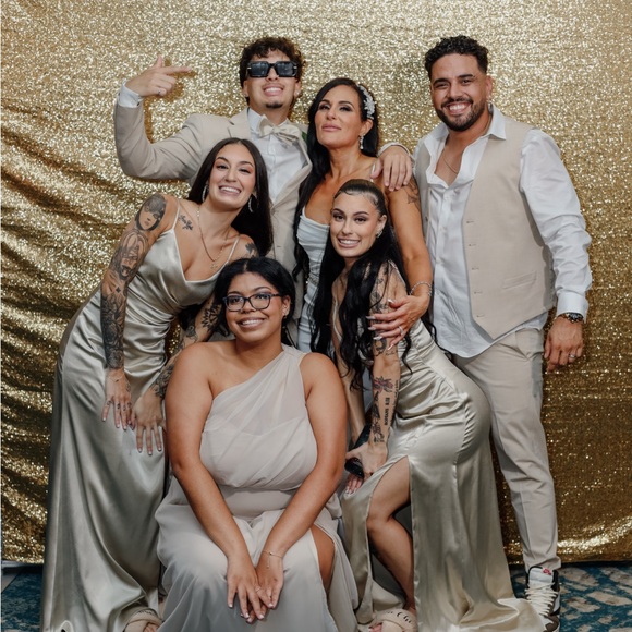 Meet your Posher, Angelina - Picture 12 of 14